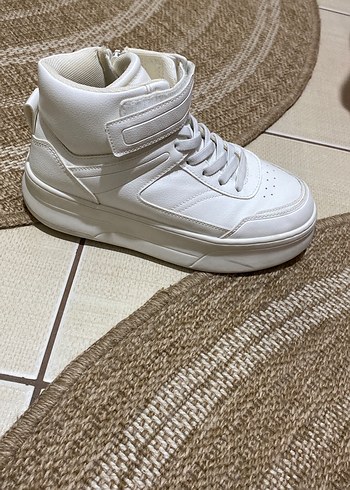 Beyaz Kadın Spor Ayakkabı - Dolgu Topuklu - Görsel 2