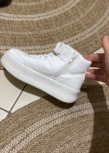 Beyaz Kadın Spor Ayakkabı - Dolgu Topuklu - Görsel 3