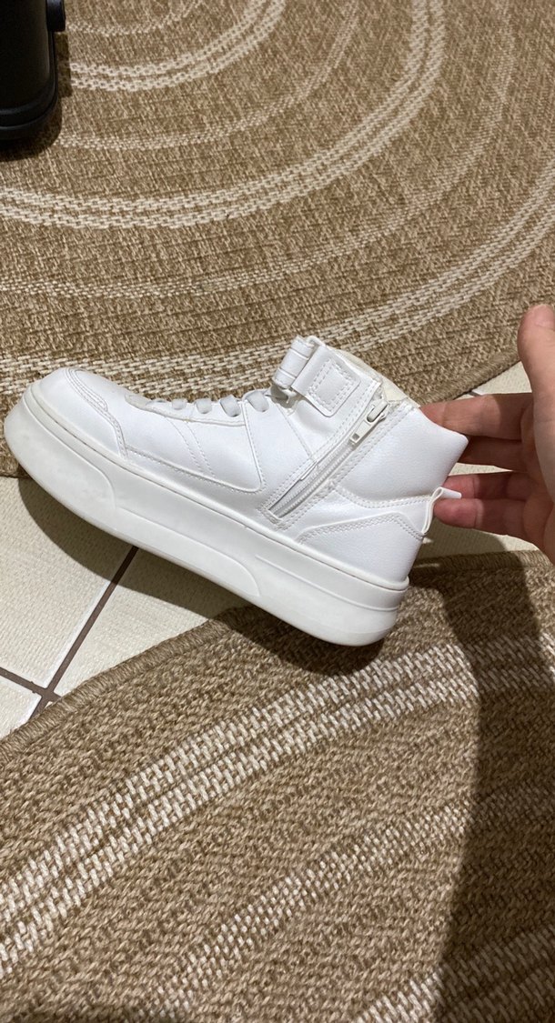 Beyaz Kadın Spor Ayakkabı - Dolgu Topuklu - Görsel 3