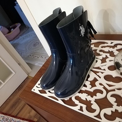 Yağmur botu