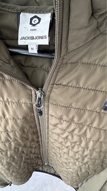 m Beden Jack &Jones erkek kapitoneli ceket