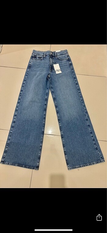 34 Beden mavi Renk ZARA Orjinal 34/XS beden etiketli sıfır Jeans