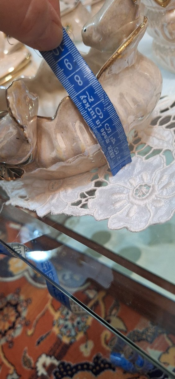 Bej Renkli Çiçek Detaylı Vazo - Görsel 4