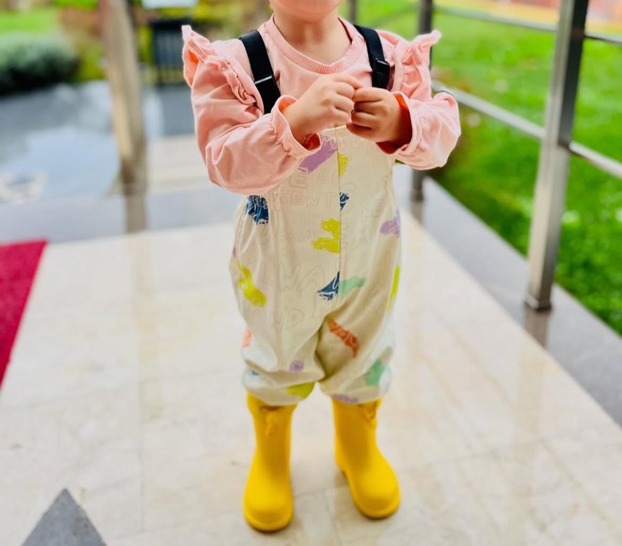 Zara kız çocuk yağmurluk - Görsel 4