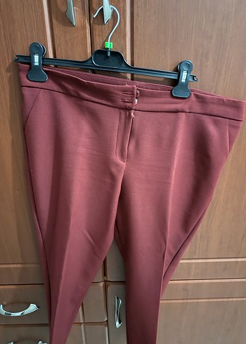 Bordo Kadın Kumaş Pantolon Kemerli Midi Boy
