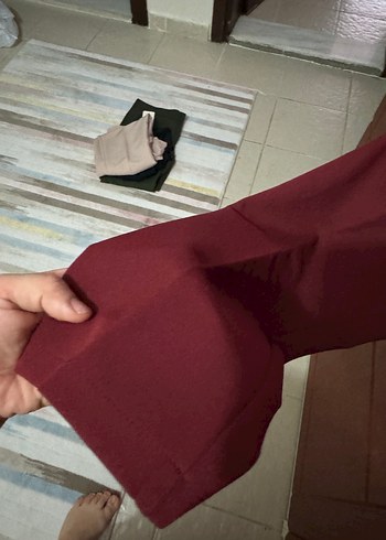 Diğer Bordo Kadın Kumaş Pantolon Kemerli Midi Boy
