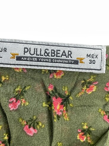 l Beden çeşitli Renk Pull and Bear Kısa Tulum %70 İndirimli.