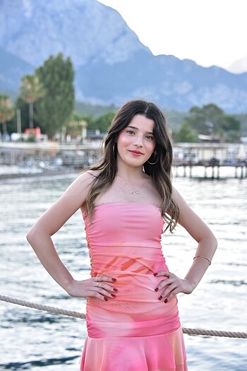 Bershka elbise
