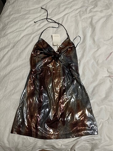 Pull and bear parlak elbise