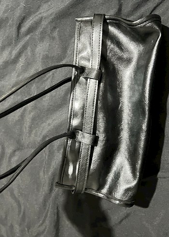 Zara Siyah Deri Tokalı Biker Çanta