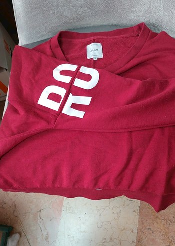 m Beden Sade Kırmızı Bisiklet Yaka Kadın Sweatshirt
