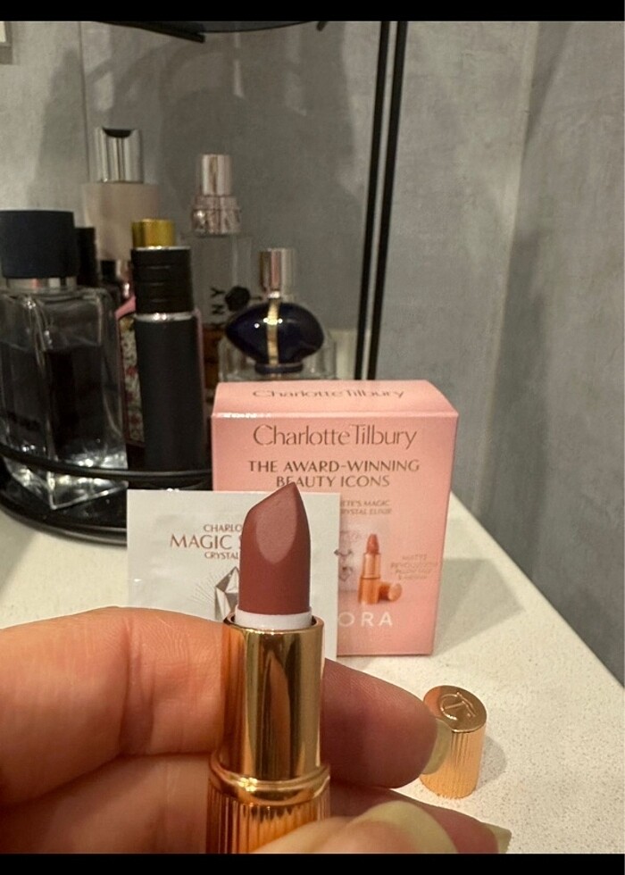 Charlotte Tilbury Ruj - Görsel 2