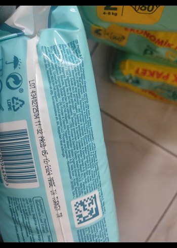 Pampers Prima Premium Care Bebek Bezi No:2, 4-8 kg - Görsel 2