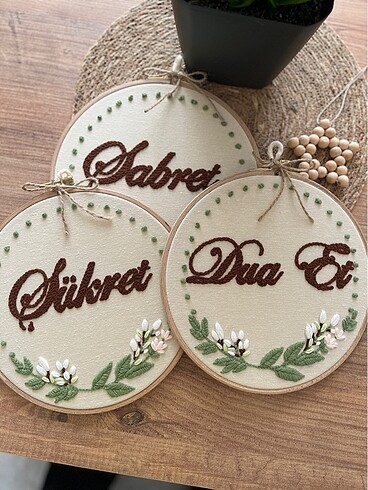 Beden Sabret şükret dua et üçlü Punch tablo