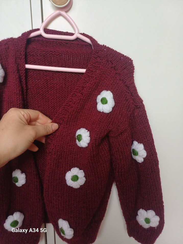 el orgusu Bordo Çiçekli Örgü Kız Hırka - Görsel 2