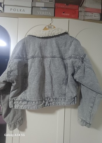 Gri Kısa Kadın Kot Ceket Peluş Detaylı - Görsel 3