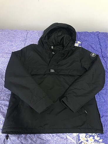 Pull and bear kanguru mont yağmurluk