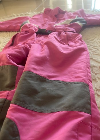Kemerli Pembe Bebek Kız Kayak Tulumu - Görsel 3