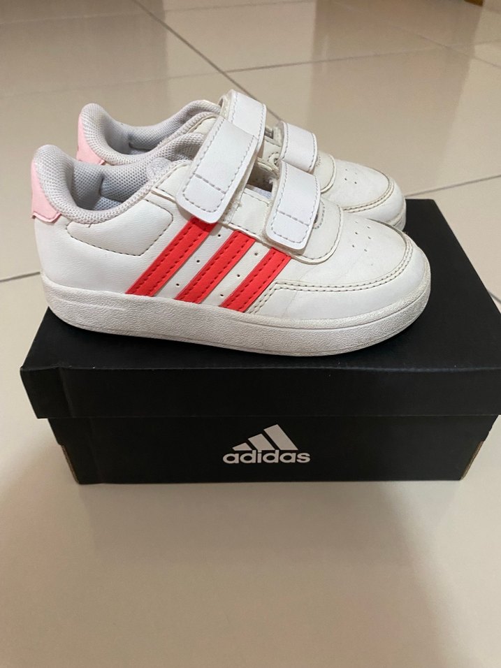 Kız Çocuk Beyaz Adidas Spor Ayakkabı - Görsel 4