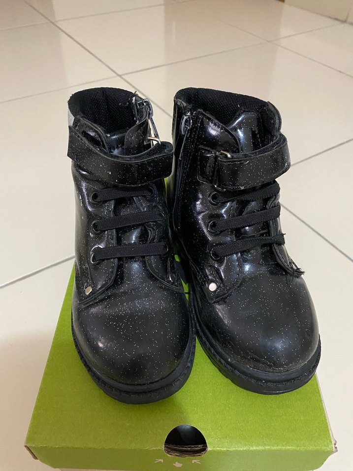 Siyah Kız Çocuk Punk Tarzı Botlar - Görsel 3