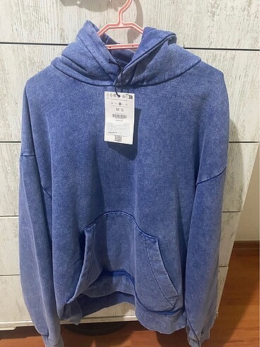 Bershka Sweatshirt