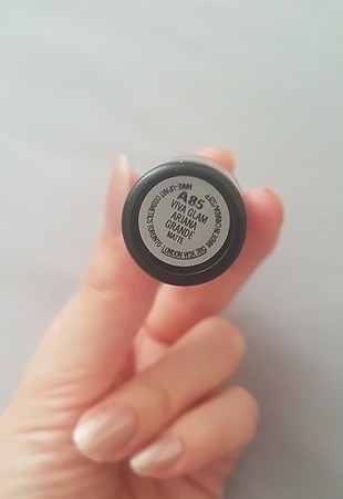MAC Koyu Mor Ruj
