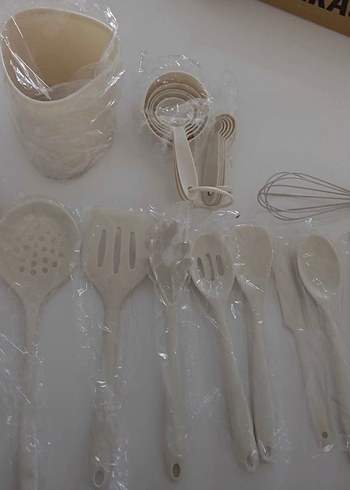 Beden Beyaz Parça Silikon Spatula Seti