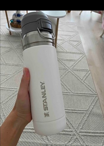 Stanley Quick-Flip 0.7L Beyaz Outdoor Matara - Görsel 2
