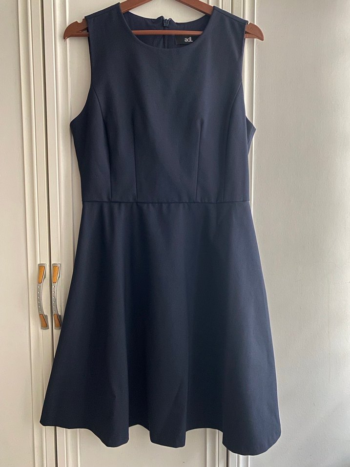 ADL kolsuz Midi Elbise 
L Beden - Görsel 2