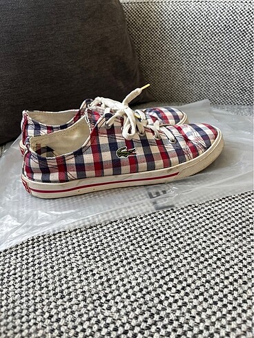 LACOSTE CONVERSE MODEL