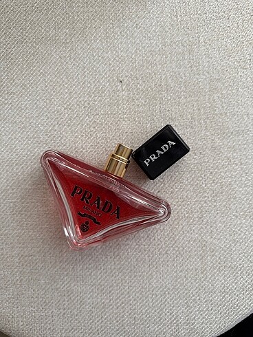 Prada paradoxe intense