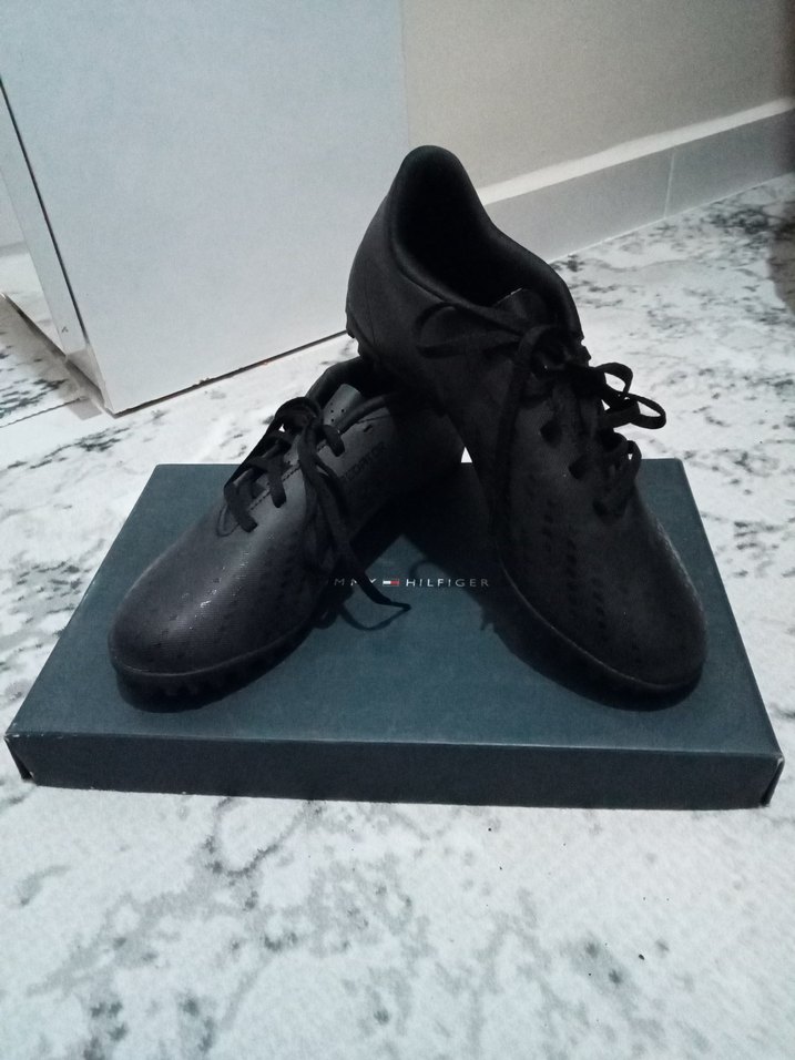 Siyah Erkek Futbol Ayakkabısı Bağcıklı - Görsel 2