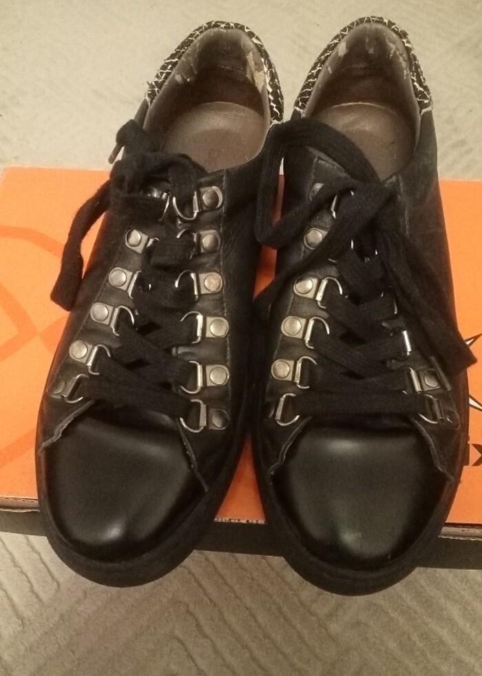 Siyah spor ayakkabı  - Görsel 2