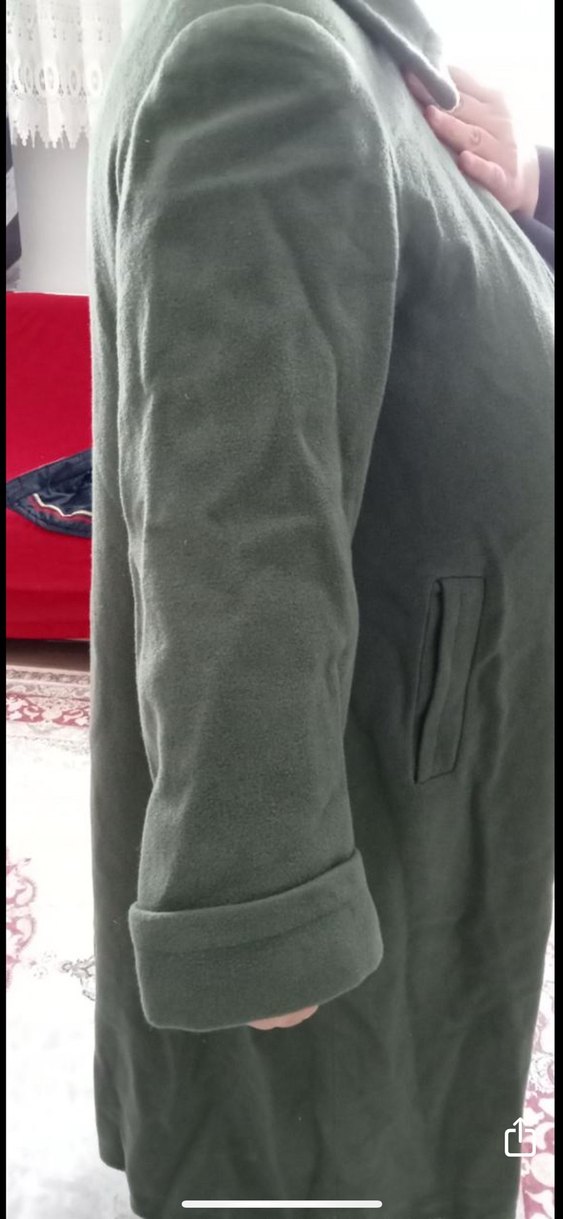 Düğmeli Uzun Yeşil Kadın Kaban - Görsel 2