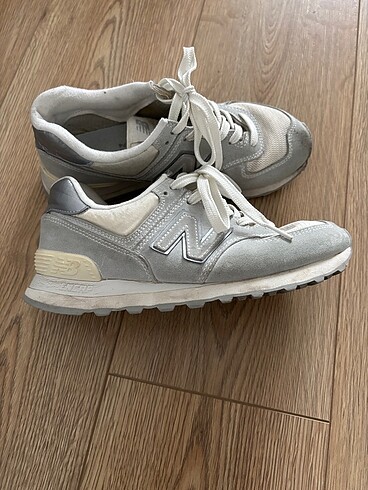 38 Beden New Balance Spor Ayakkabı