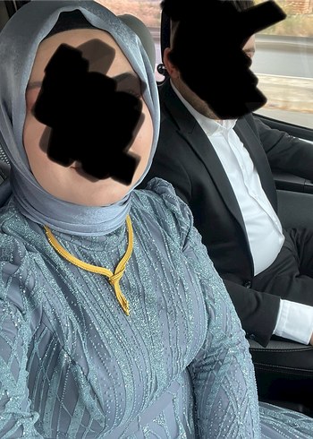 l Beden Gri Yüksek Yakalı Drapeli Midi Abiye
