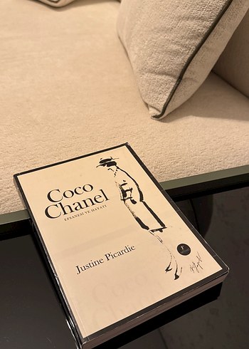 Chanel Coco Kadın Parfümü Kitabı