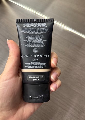 Nars NARS SPF30/PA+ Nemlendirici Fondöten