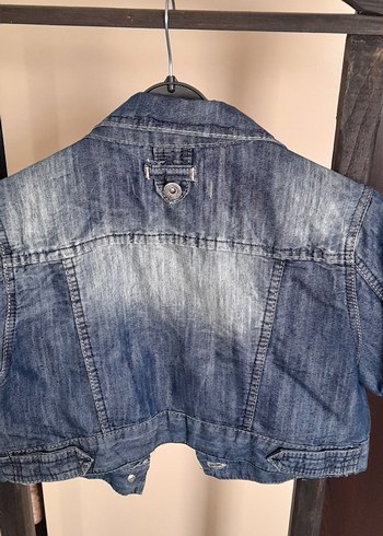 Düğmeli Kısa Kollu Mavi Denim Ceket - Görsel 2