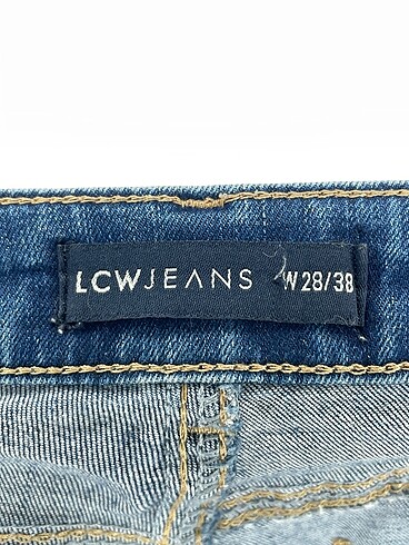 28 Beden mavi Renk LC Waikiki Jean / Kot %70 İndirimli.