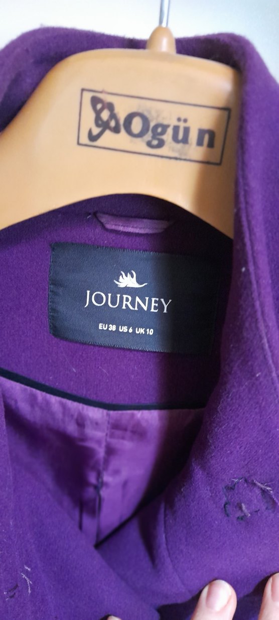 Mor Düğmeli Kadın Kaban - Görsel 4