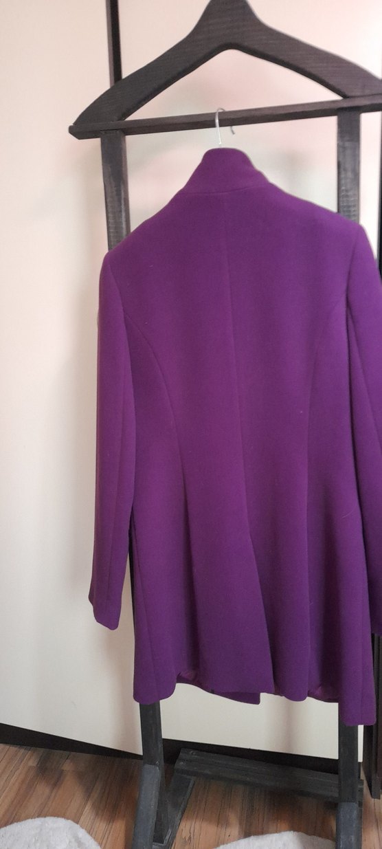 Mor Düğmeli Kadın Kaban - Görsel 5