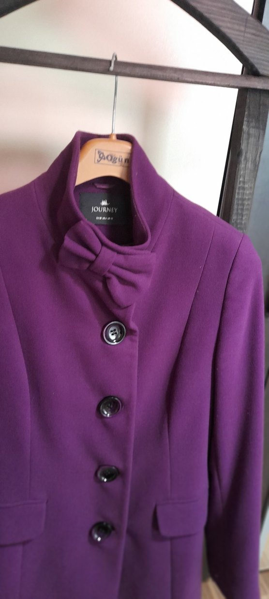 Mor Düğmeli Kadın Kaban - Görsel 2