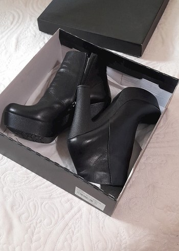 Siyah Deri Platform Topuklu  Kadın Çizme, buti - Görsel 4