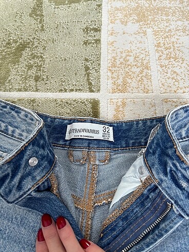 Stradivarius Jean Şort