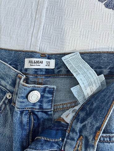 32 Beden mavi Renk jean pull and bear