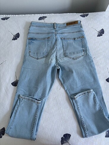38 Beden mavi Renk zara jean