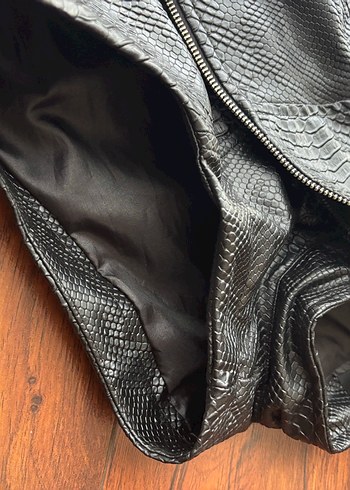 Yılan Desenli Siyah Deri Kemerli Biker Yelek - Görsel 6