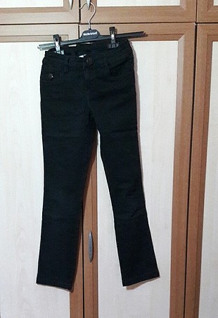 siyah pantalon