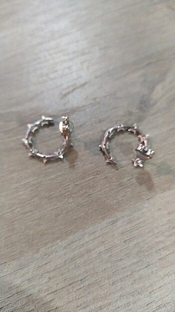  Beden 925 ayar rosegold zirkon taşlı Küpe